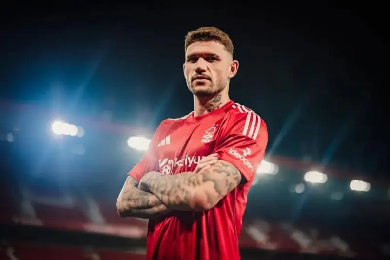 包含今晚欧联焦点战；阿斯顿维拉手感冰凉；管理层满意；临场指挥获称赞的词条