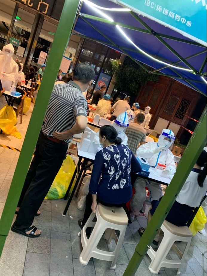 包含国王杯赛程吃紧，山东泰山今晨豪取连胜，气氛紧张，医务组通报恢复的词条